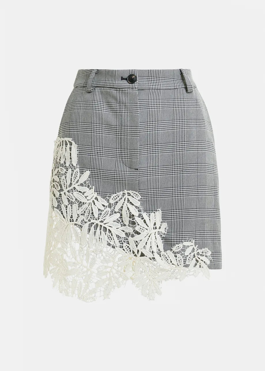 INTERIOR SKIRT