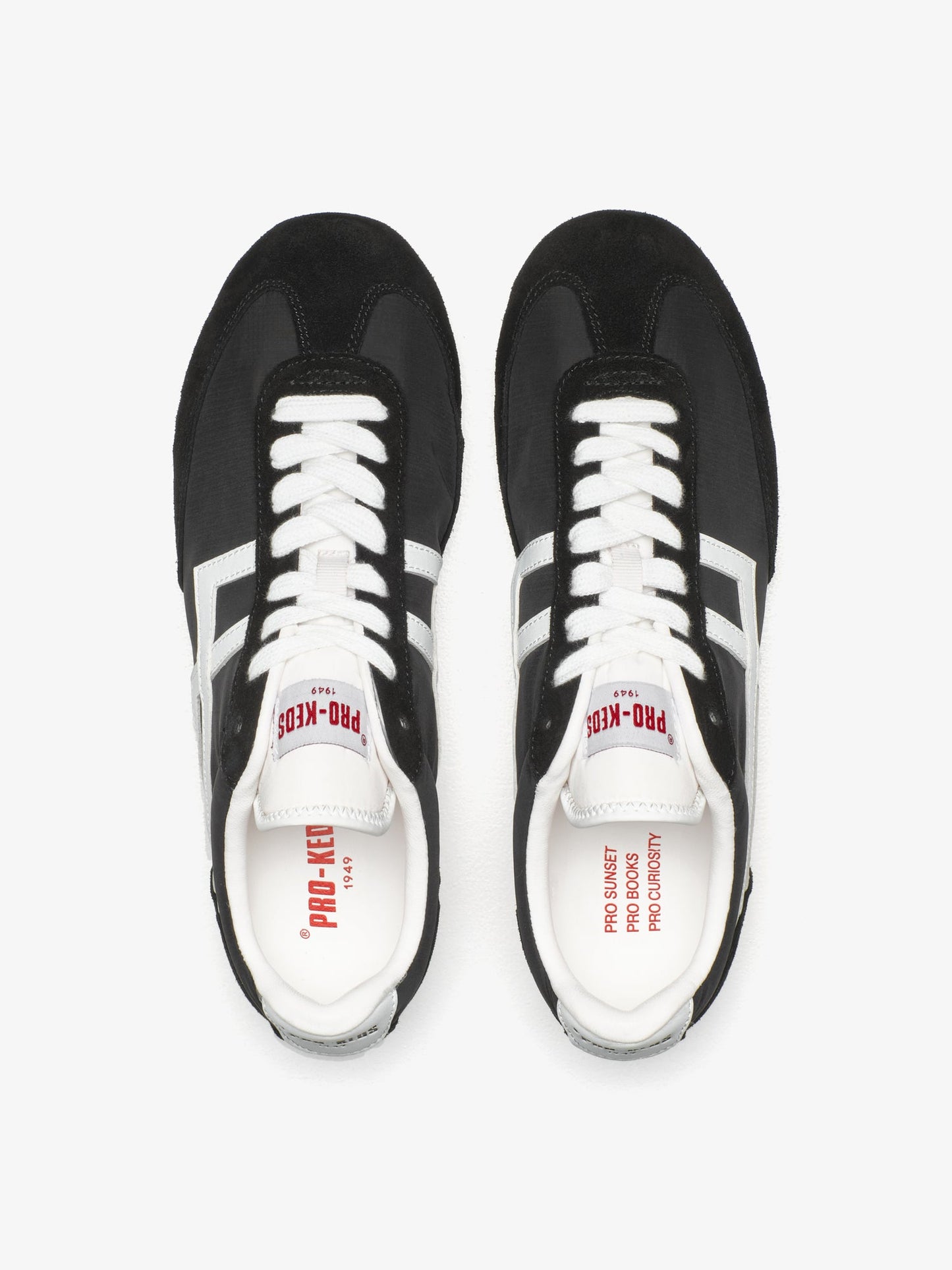 RACER 77 BLACK